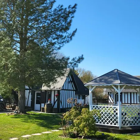 Casa De Invitados Estilo Normandie Chamblac