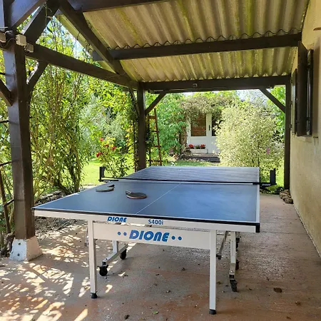 Casa De Invitados Estilo Normandie Nyaraló *